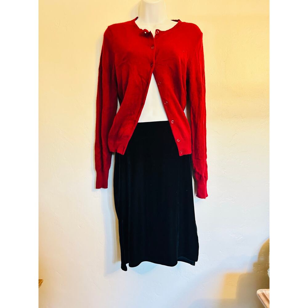 Y2K Volume 1 black velvet midi skirt